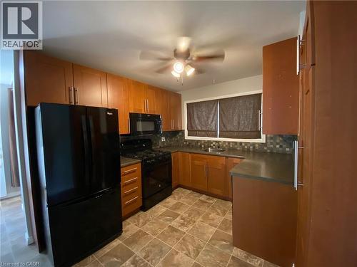 194 River Road E Unit# Upper, Kitchener, ON - Indoor Photo Showing Kitchen
