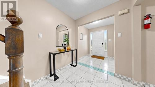 70 Halfmoon Square, Toronto, ON - Indoor Photo Showing Other Room