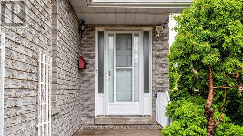70 Halfmoon Square, Toronto, ON - Outdoor