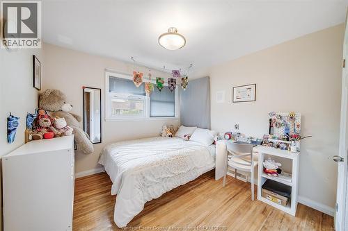 3063 Bruce Avenue, Windsor, ON - Indoor Photo Showing Bedroom