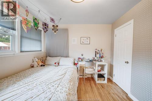 3063 Bruce Avenue, Windsor, ON - Indoor Photo Showing Bedroom