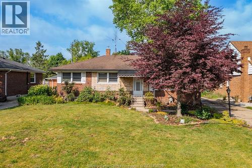 3063 Bruce Avenue, Windsor, ON - Outdoor