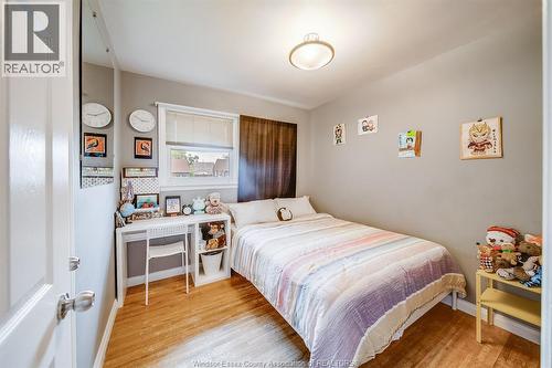 3063 Bruce Avenue, Windsor, ON - Indoor Photo Showing Bedroom
