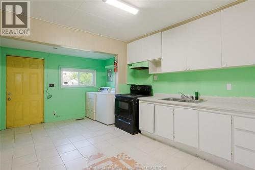 361 Josephine, Windsor, ON - Indoor Photo Showing Laundry Room