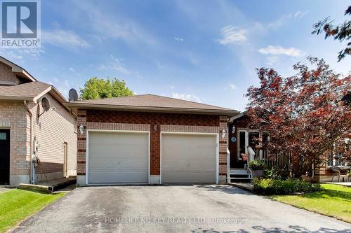 9 Monique Crescent, Barrie, ON - Outdoor