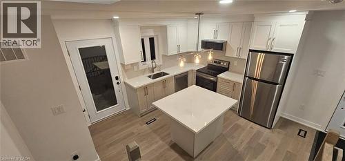 87 Scott Road, Cambridge, ON - Indoor Photo Showing Kitchen With Stainless Steel Kitchen With Upgraded Kitchen