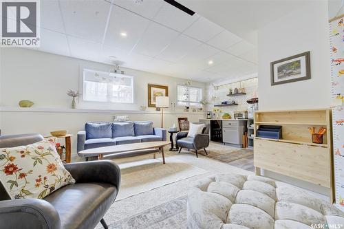621 Braun Lane, Warman, SK - Indoor Photo Showing Living Room