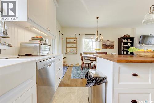 621 Braun Lane, Warman, SK - Indoor Photo Showing Kitchen