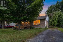 46 MORDEN CRESCENT Loyalist (Amherstview), ON K7N 1K2