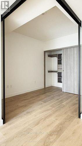 912 - 1 Concord Cityplace Way, Toronto, ON - Indoor