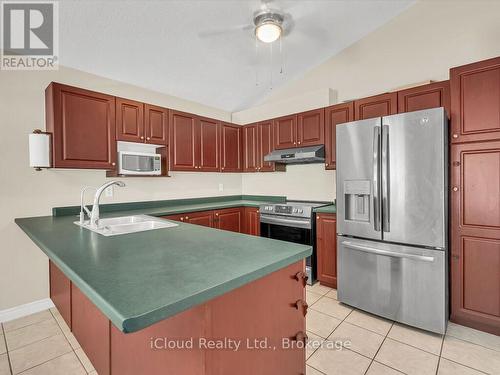 308 Keewatin Avenue, Kitchener, ON - Indoor Photo Showing Kitchen With Stainless Steel Kitchen