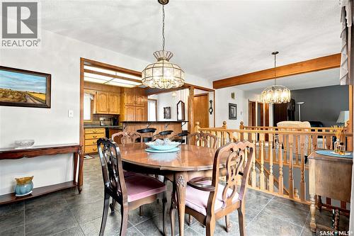 429 Montreal Avenue S, Saskatoon, SK - Indoor Photo Showing Dining Room