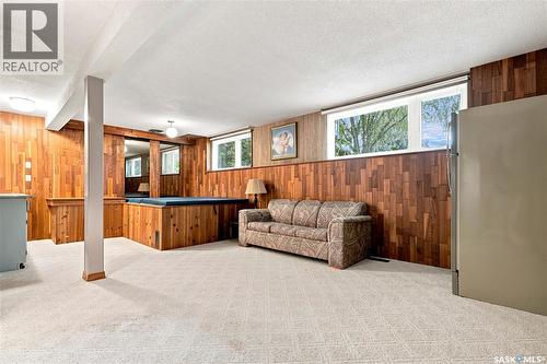 429 Montreal Avenue S, Saskatoon, SK - Indoor