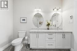 5 pc en-suite primary bedroom - 