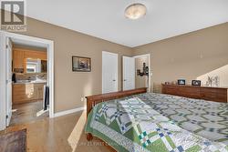 Primary bedroom and ensuite and walk in closet - 