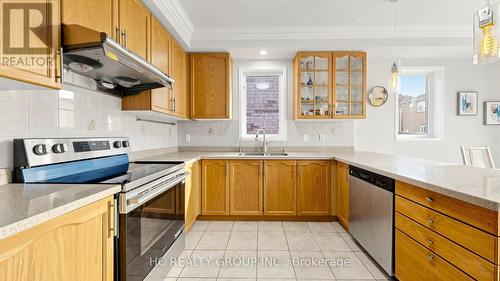 232 Stonebridge Drive, Markham, ON - Indoor Photo Showing Kitchen With Double Sink