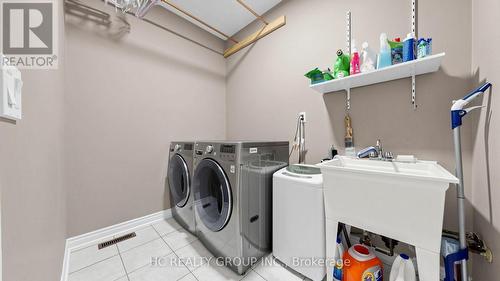 232 Stonebridge Drive, Markham, ON - Indoor Photo Showing Laundry Room