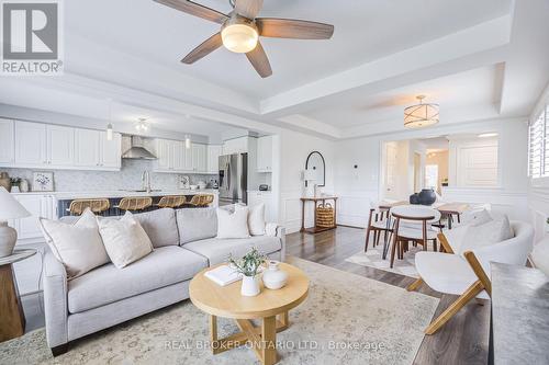 1178 Duignan Crescent, Milton, ON - Indoor Photo Showing Living Room