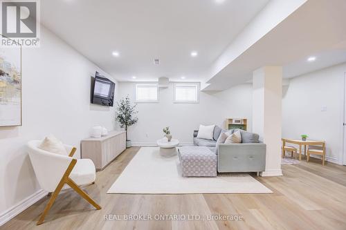 1178 Duignan Crescent, Milton, ON - Indoor