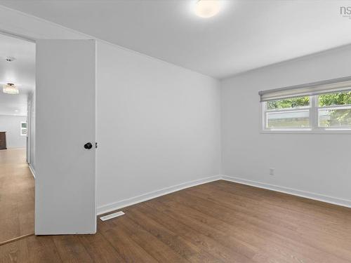 7 Mini Park, Wileville, NS 