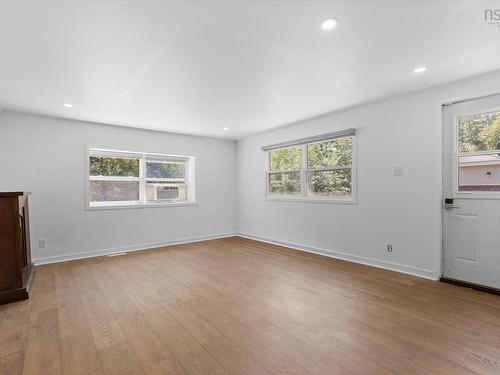 7 Mini Park, Wileville, NS 