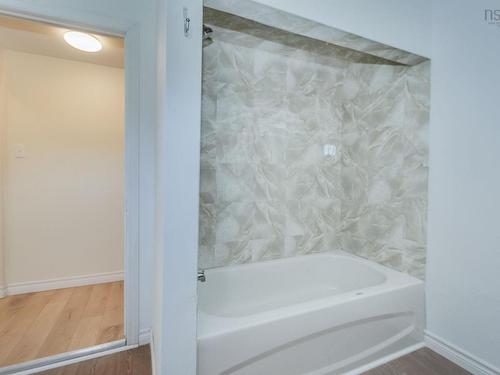 1717 Highway 336, Dean, NS - Indoor Photo Showing Bathroom