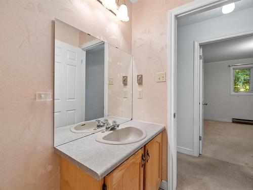 79 Riverview Crescent, Bedford, NS - Indoor Photo Showing Bathroom