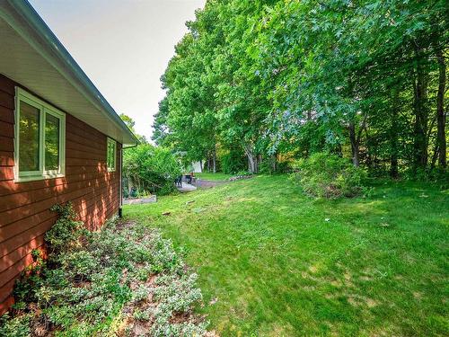 79 Riverview Crescent, Bedford, NS - Outdoor