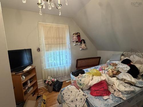 416 Pleasant Street, New Glasgow, NS - Indoor Photo Showing Bedroom