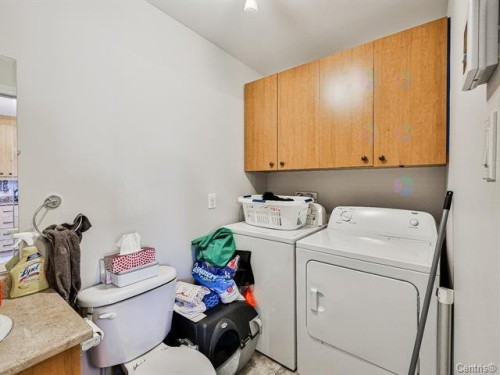 Powder room - 2002 Rue Madame-Magnan, Deux-Montagnes, QC - Indoor Photo Showing Laundry Room