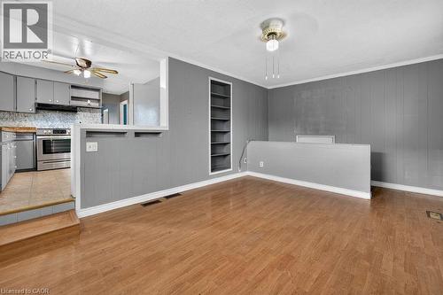 23 Harrison Avenue, Hamilton, ON - Indoor Photo Showing Kitchen