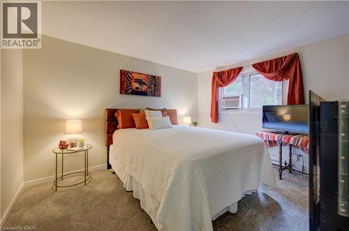 175 Elm Ridge Drive Unit# 38, Kitchener, ON - Indoor Photo Showing Bedroom