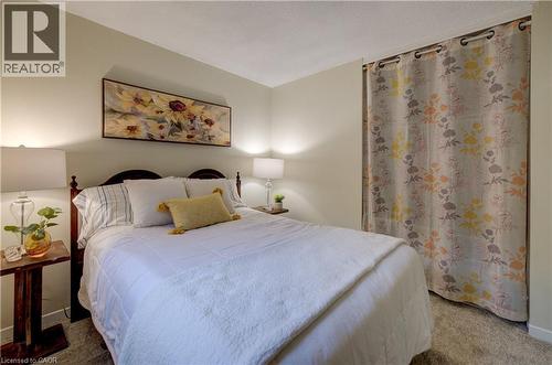175 Elm Ridge Drive Unit# 38, Kitchener, ON - Indoor Photo Showing Bedroom