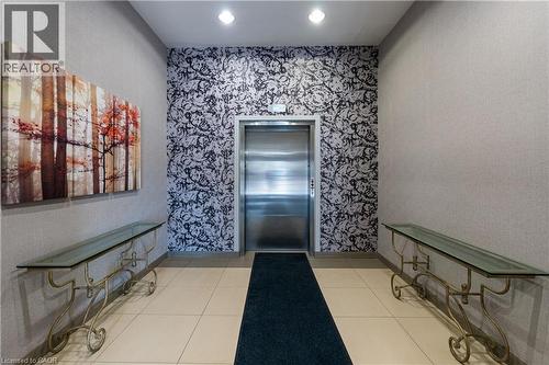 427 Aberdeen Avenue Unit# 102, Hamilton, ON - Indoor Photo Showing Other Room