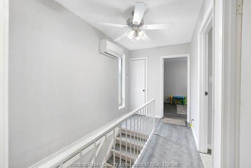 8665 Darlington Crescent, Windsor, ON 