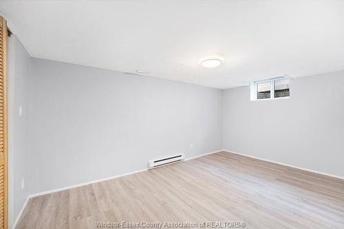 8665 Darlington Crescent, Windsor, ON 