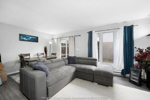 8665 Darlington Crescent, Windsor, ON 