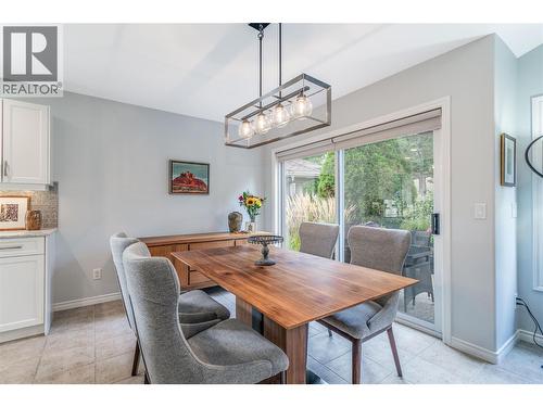 4122 Gallaghers Boulevard S, Kelowna, BC - Indoor Photo Showing Dining Room