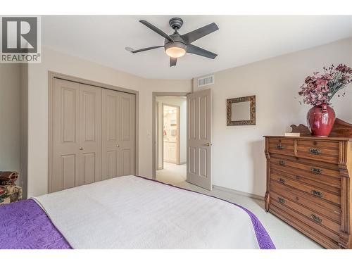 4122 Gallaghers Boulevard S, Kelowna, BC - Indoor Photo Showing Bedroom