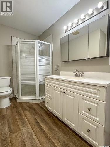 426 Colonel Otter Drive, Swift Current, SK - Indoor Photo Showing Bathroom