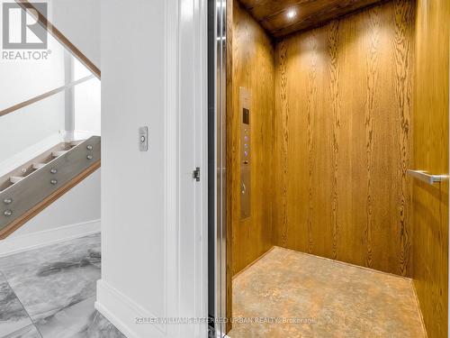 22 Hammok Crescent, Markham, ON - Indoor Photo Showing Other Room