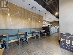 1 - 382 YONGE STREET Toronto, ON M5B 1S8