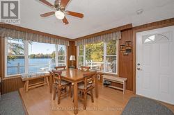 Unobstructed views of the water - 