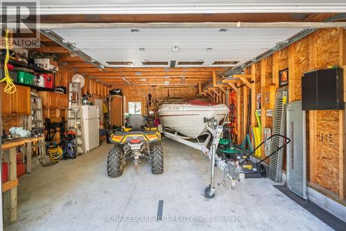 1012 Armstrong Road, Gravenhurst, ON - Indoor Photo Showing Garage