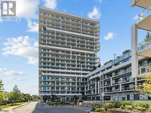 LPH04 (1804) - 55 SPEERS ROAD  Oakville, ON L6K 0H9
