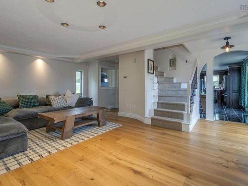 1006 Middle River Road, Rocklin, NS - Indoor Photo Showing Living Room