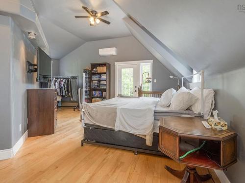 1006 Middle River Road, Rocklin, NS - Indoor Photo Showing Bedroom