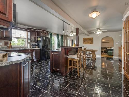 1006 Middle River Road, Rocklin, NS - Indoor Photo Showing Kitchen