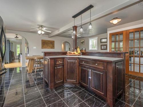 1006 Middle River Road, Rocklin, NS - Indoor Photo Showing Other Room