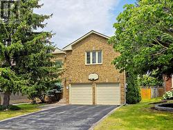 7 CUMMINGS COURT Markham, ON L3T 6S4